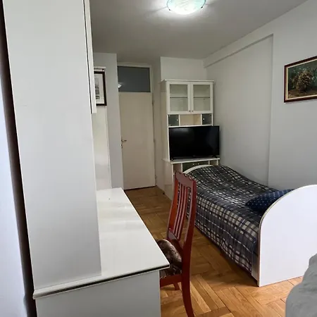 Apartment Tesla Center 2 Tesla-zentrum *